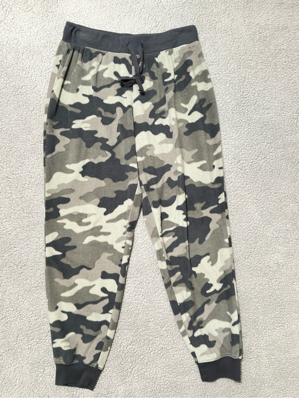 Aeropostale Men's Gray Camo Joggers - Dark and Light Gray